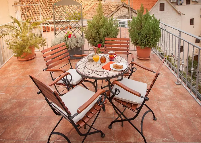 Vanjaka Bed & Breakfast