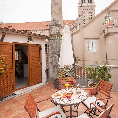 Vanjaka Trogir
