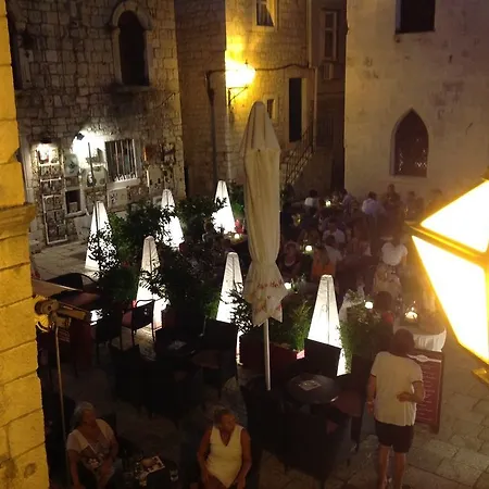 Vanjaka Trogir